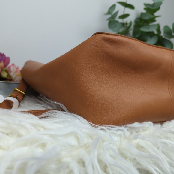 ❗SOLD❗ Madewell | The Abroad Tote | Desert Camel - Picture 14 of 14